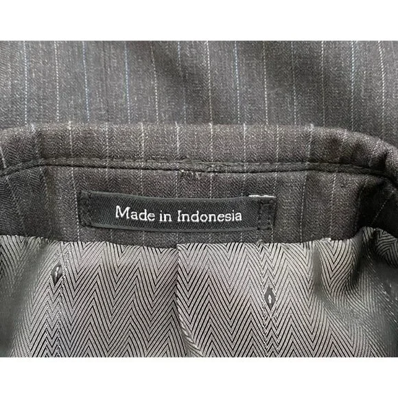 Joseph & Feiss 40S Dark Gray Pinstriped 100% Wool 2 Btn Blazer Sport Coat Jacket - Picture 7 of 7